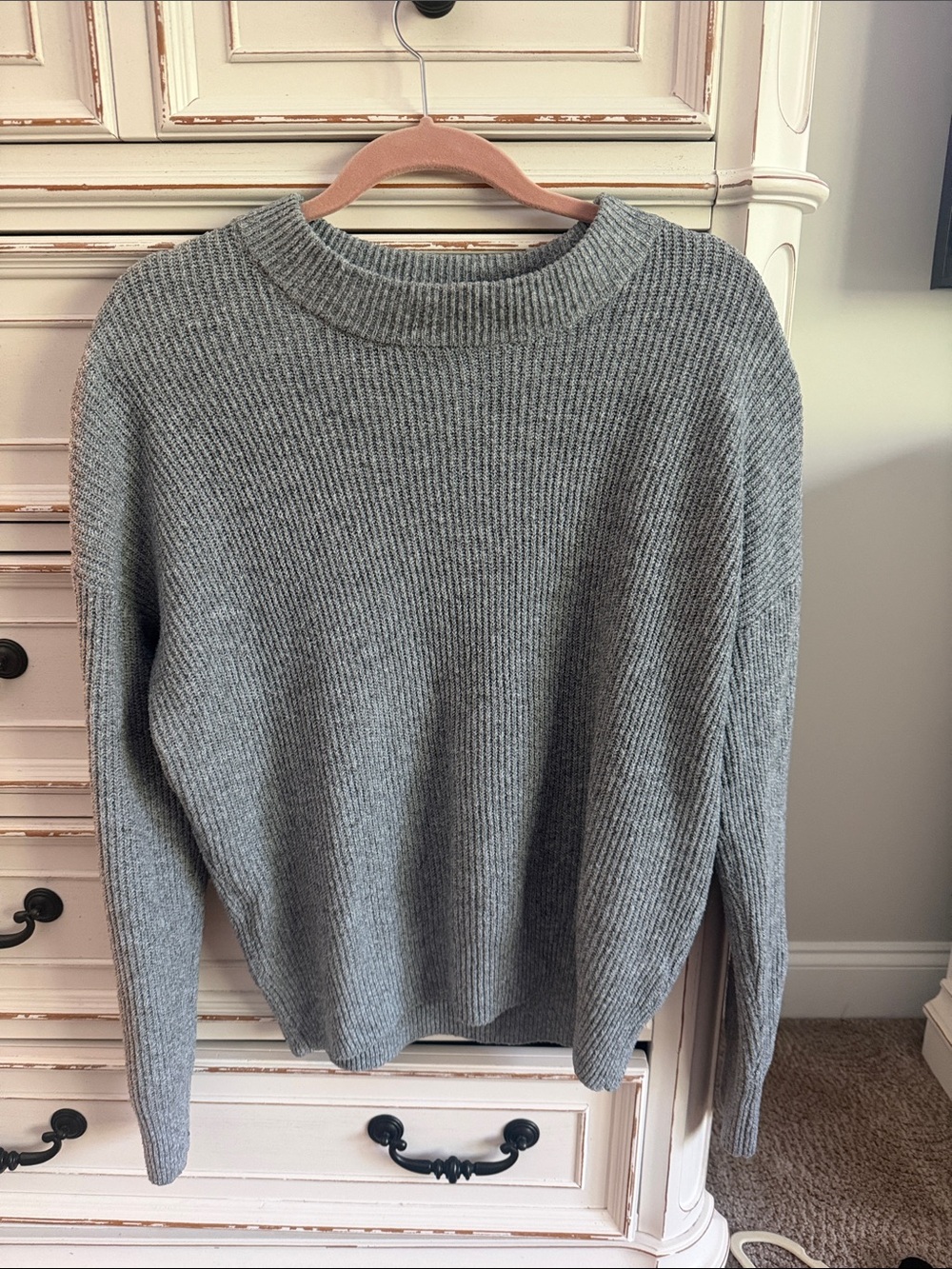 Classic women Crewneck Sweater in Gray